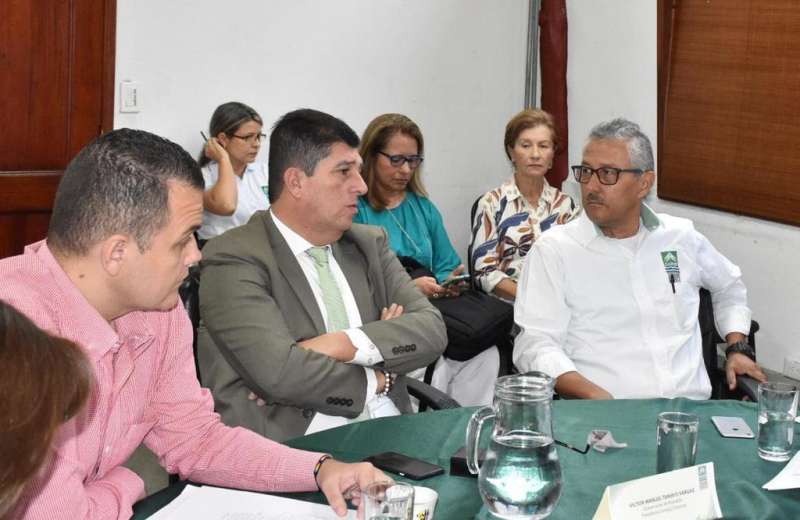 Gobernador de Risaralda pide al Ejército mayor seguridad en el corredor  vial con el Chocó | El Quindiano