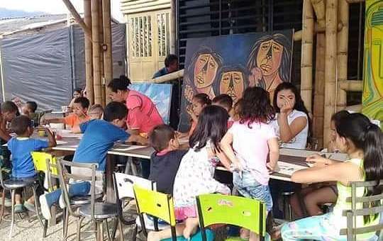 Niños del barrio Buenos Aires se beneficiarán con subasta de obras de arte hoy en Armenia